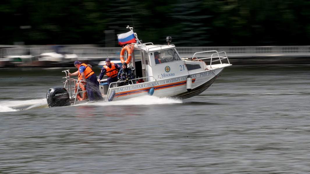 спасение служба водоем