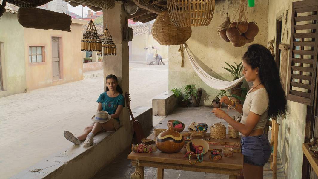 Кадр из фильма «Черная луна»