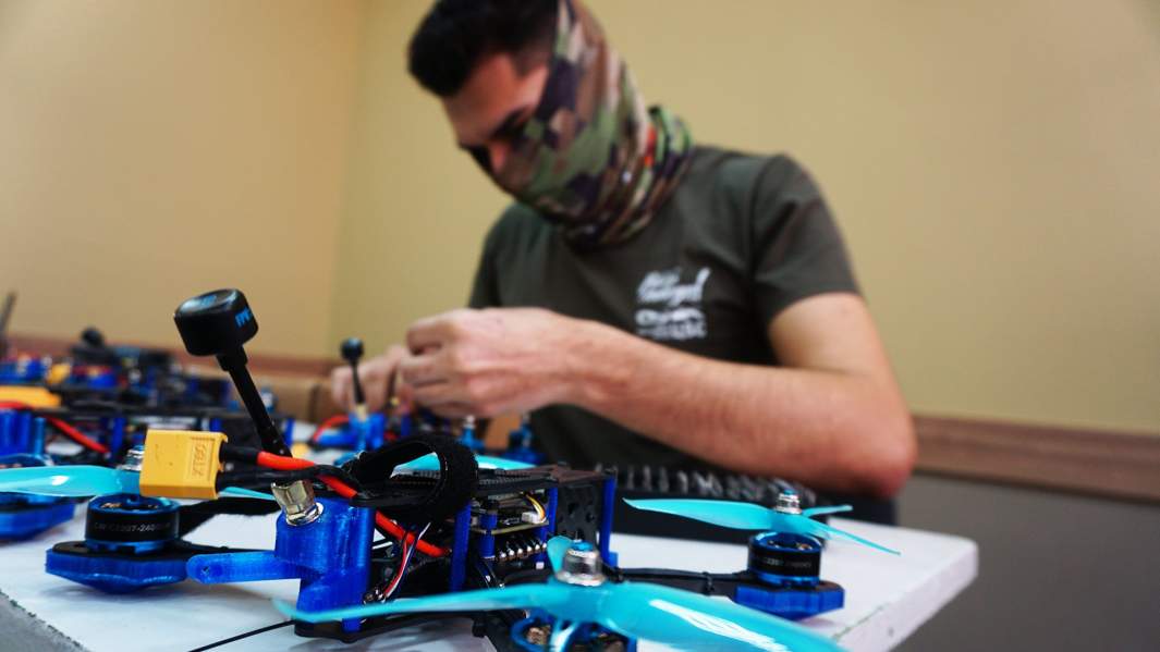 Учебный центр, сборка беспилотника
