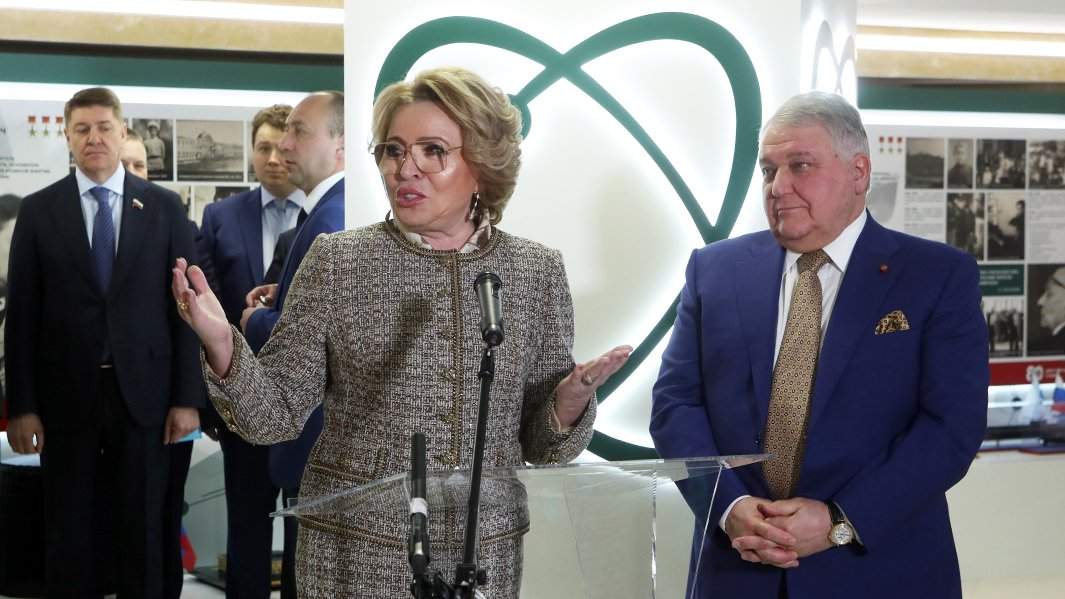 Валентина Матвиенко и Михаил Ковальчук 