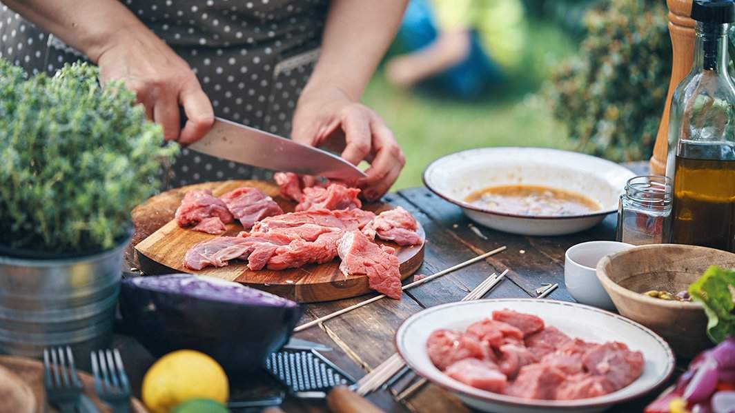 Приготовление шашлыка