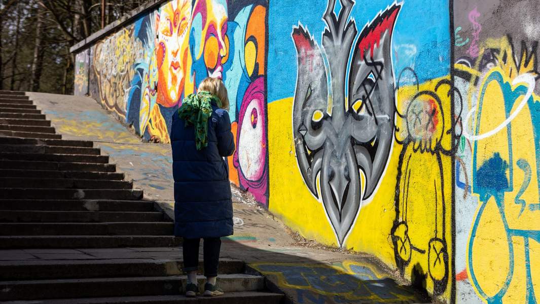 прохожие граффити 