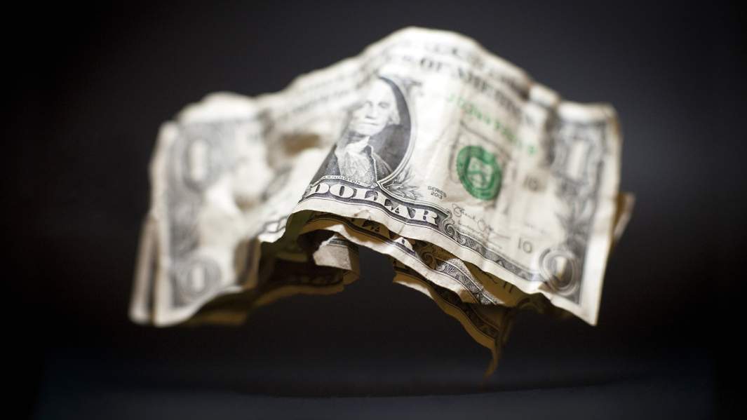 Смятые купюры