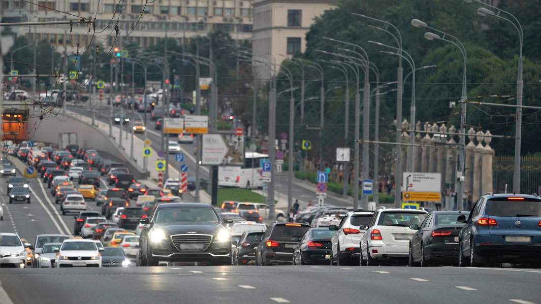 Автомобили в городе