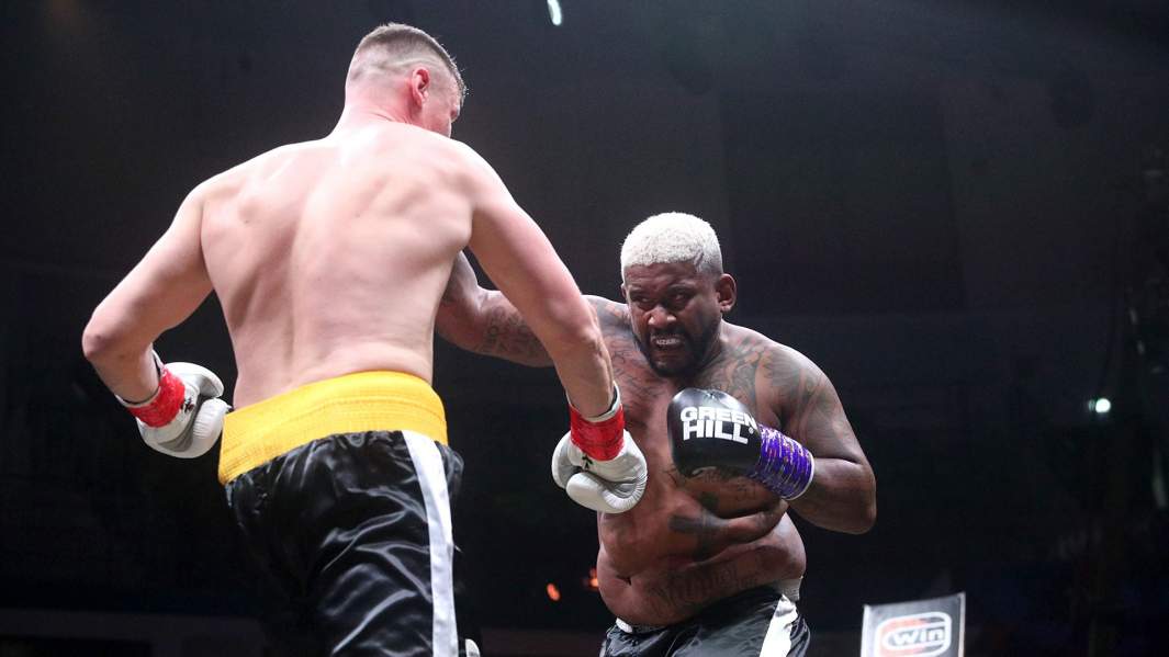 Павел Шульский против Данило Сузарта бойцовский клуб