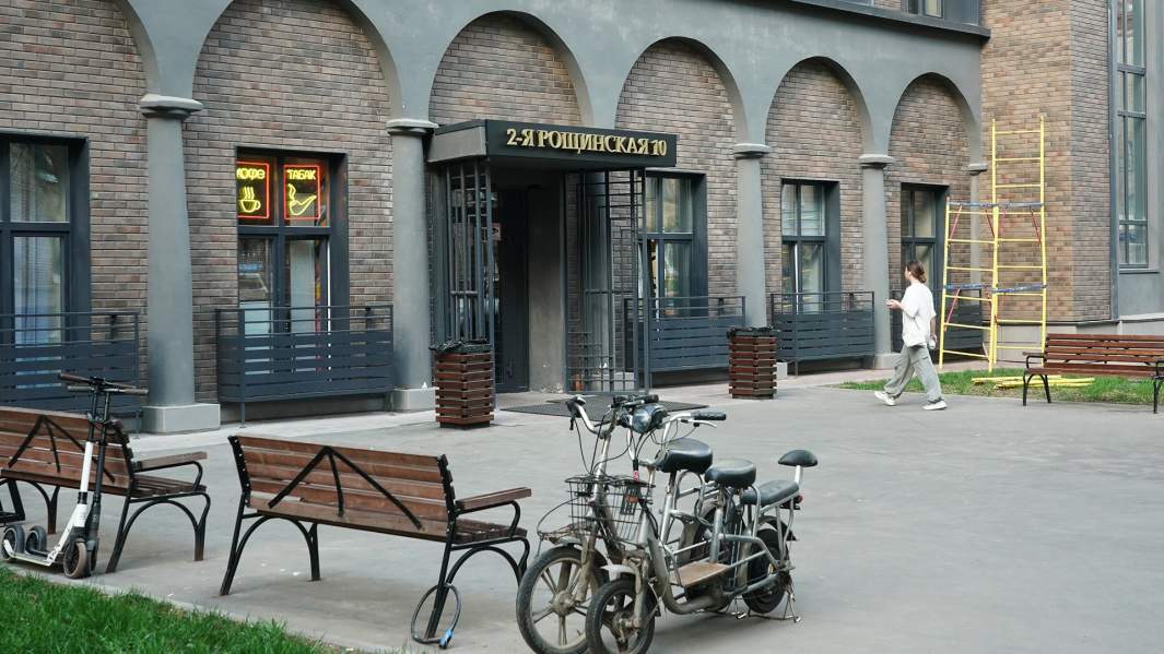 вход в подъезд