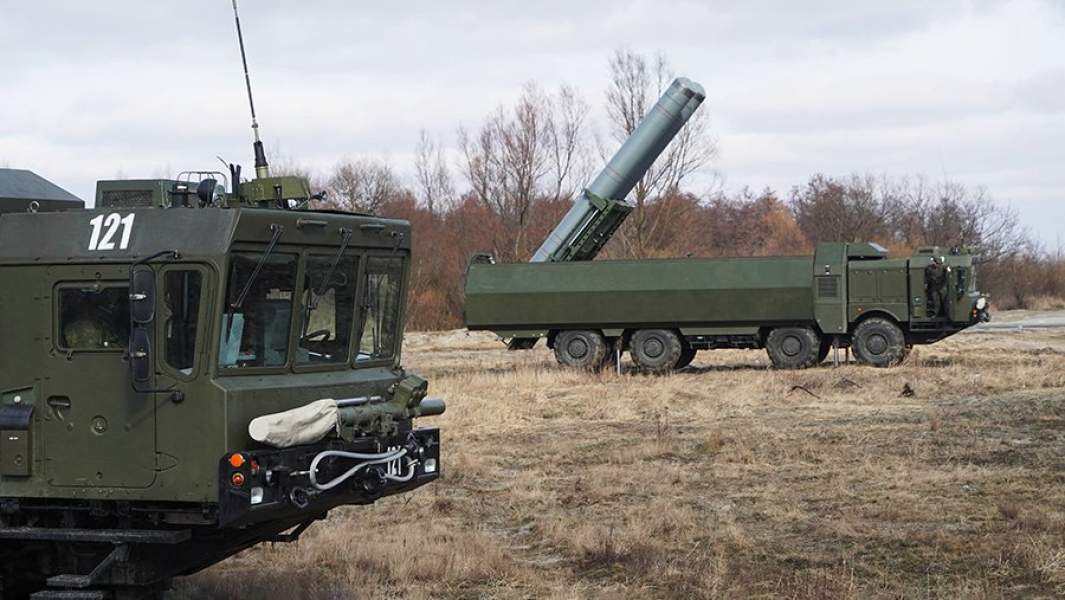 Тактические учения береговых ракетных войск Балтийского флота с использованием противокорабельного ракетного комплекса «Бастион» на полигоне «Хмелёвка»