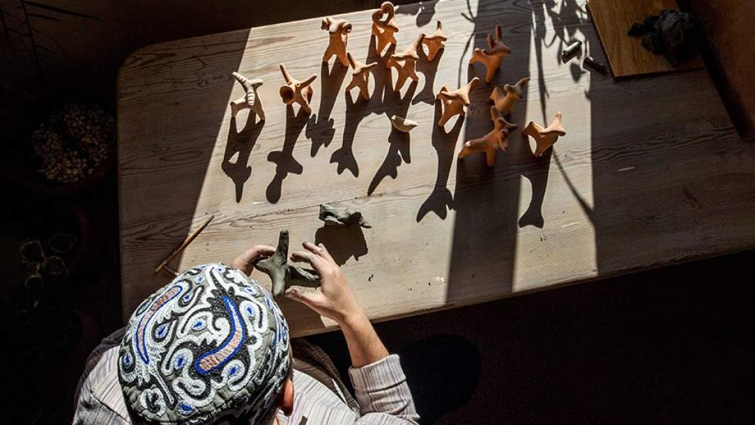 мастер декоративно-прикладного искусства в традициях крымско-татарской культуры