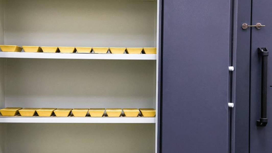 Слитки золота