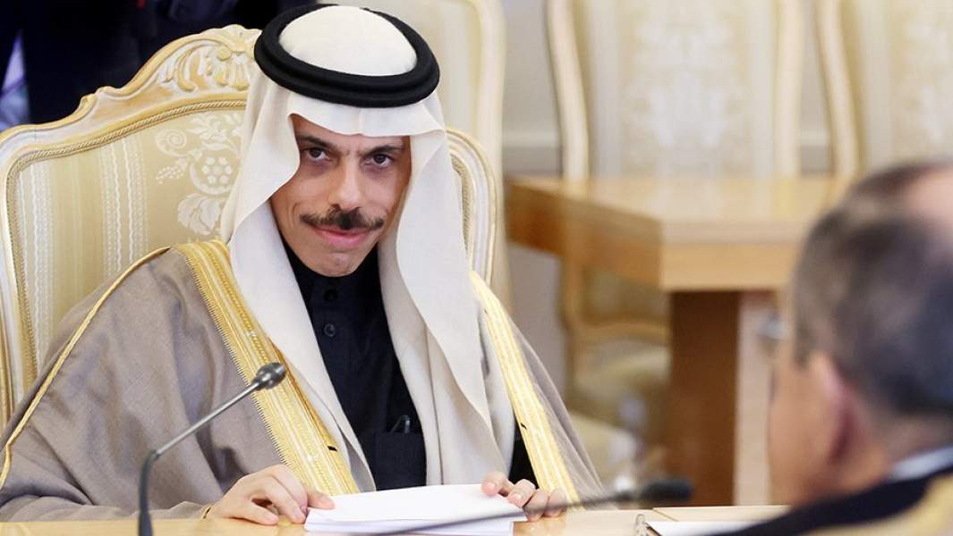 Министр иностранных дел Саудовской Аравии принц Фейсал бен Фархан Аль Сауд во время встречи с министром иностранных дел РФ Сергеем Лавровым в Доме приемов МИД РФ, Москва