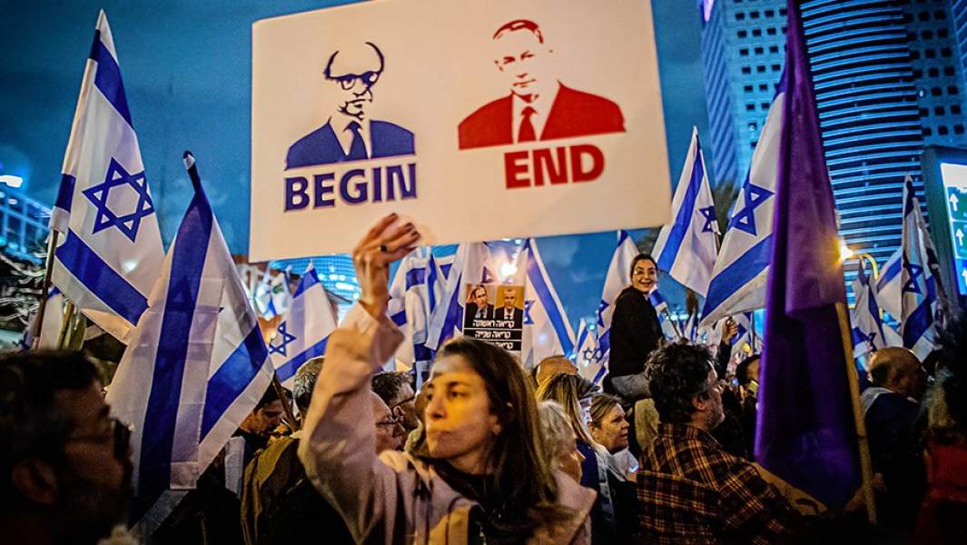 Антиправительственный митинг в Тель-Авиве