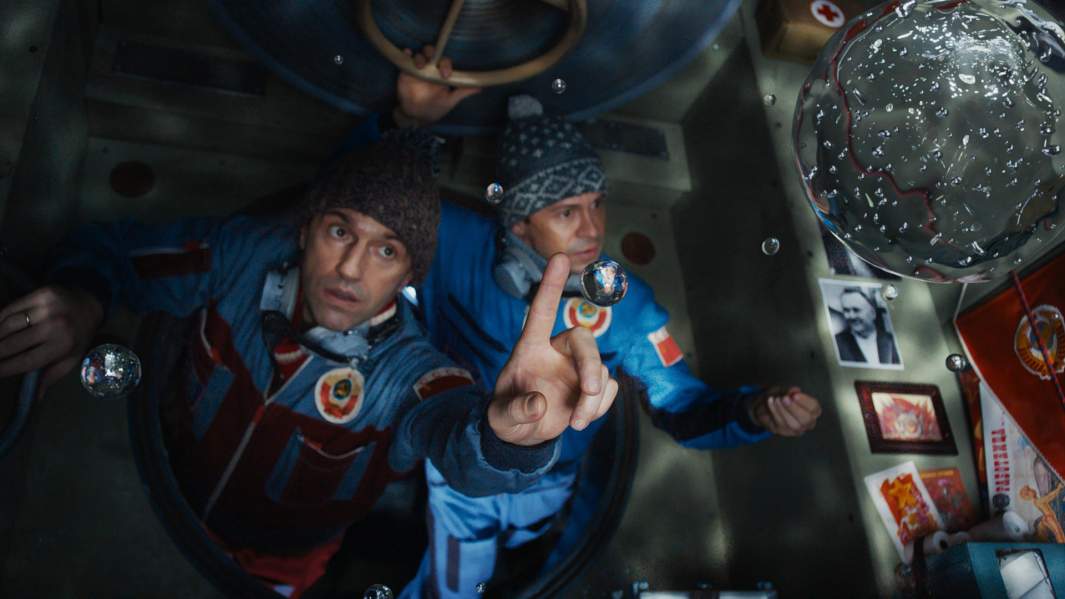 Кадр из фильма  «Салют-7»