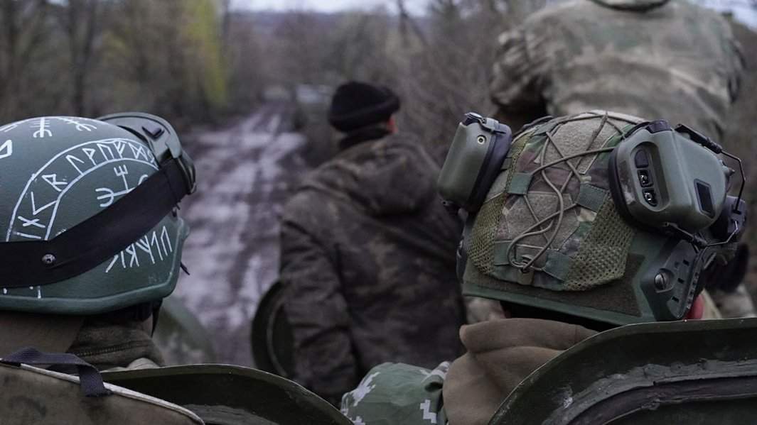 минометчики едут на точку