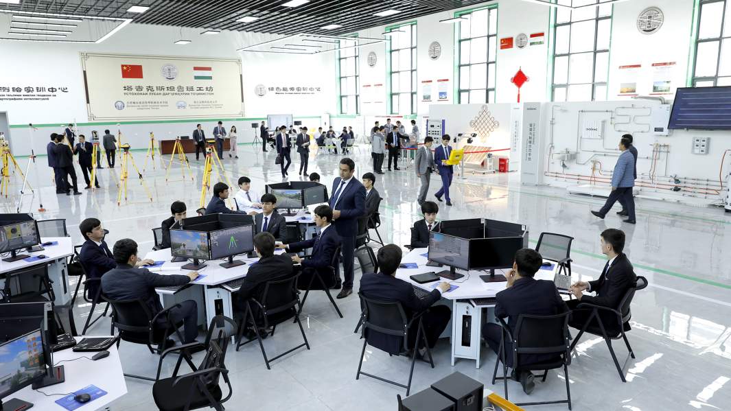 студенты обучение китай