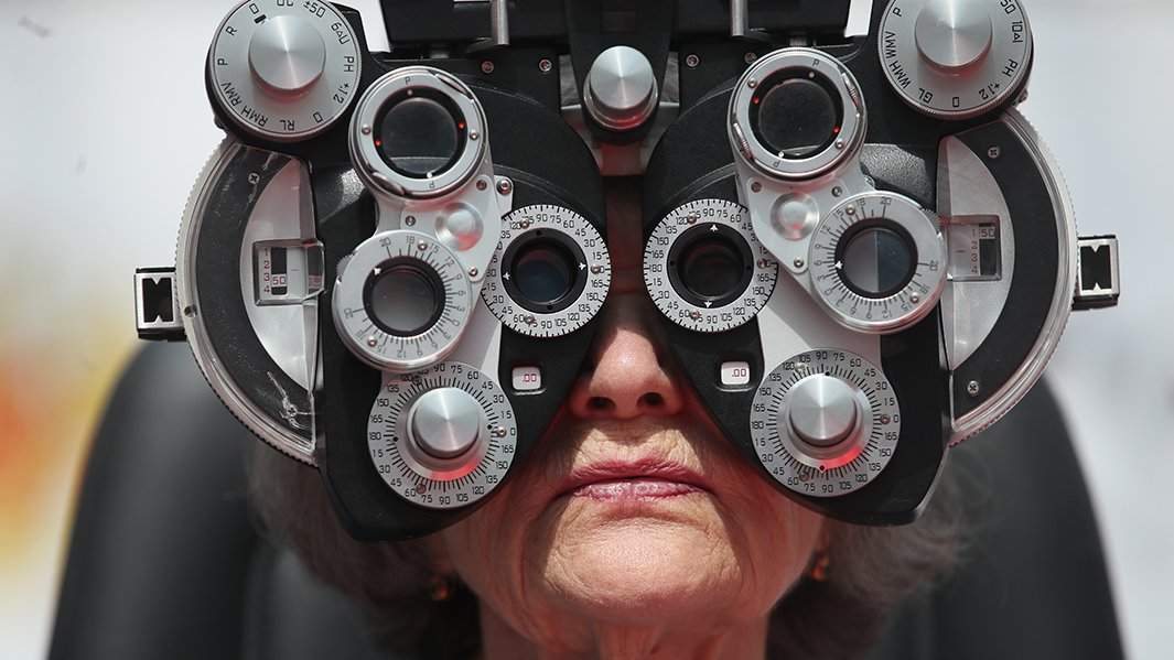 осмотр офтальмолога