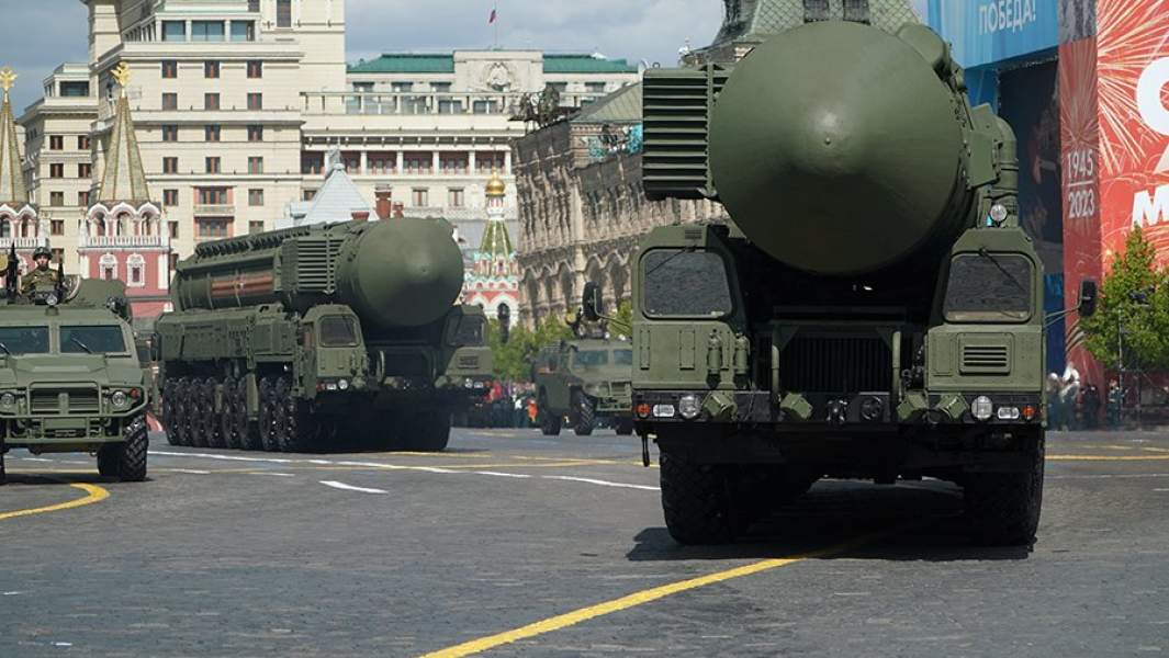 Баллистические ракетные комплексы «Ярс» во время парада, посвященного 78-й годовщине Победы в Великой Отечественной войне, на Красной площади