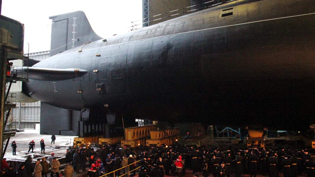 спуск подводной лодки на воду