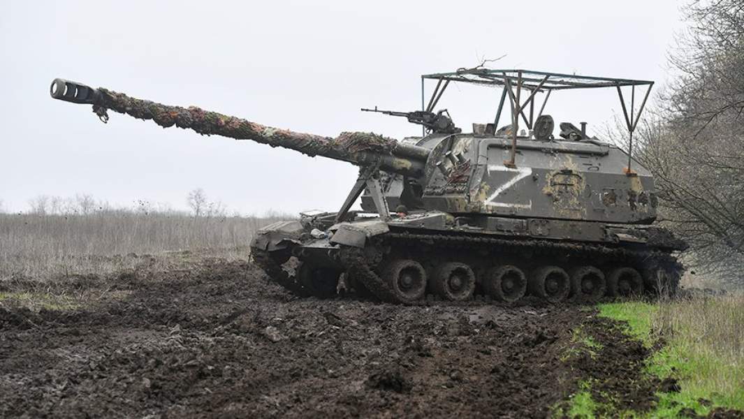 Самоходная артиллерийская установка «Мста-С» на боевой позиции