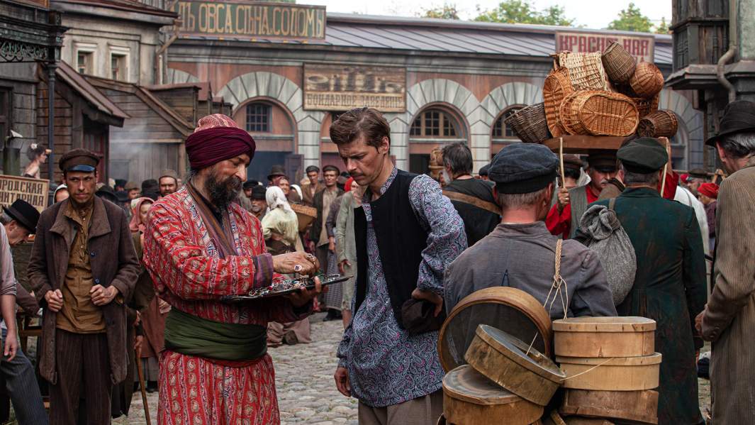 Кадр из фильма «Хитровка. Знак четырех»