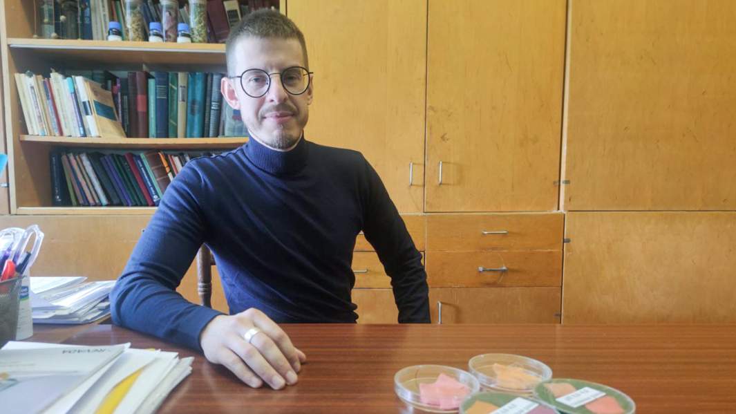 руководитель проекта, завкафедры органической химии Института химических технологий и промышленной экологии РГУ имени А.Н. Косыгина Дмитрий Кузнецов