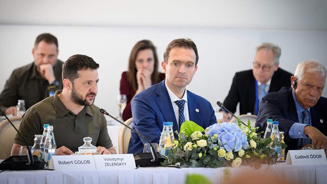 Владимир Зеленский на заседании саммита Европейского политического сообщества