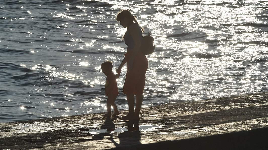 мать с ребенком