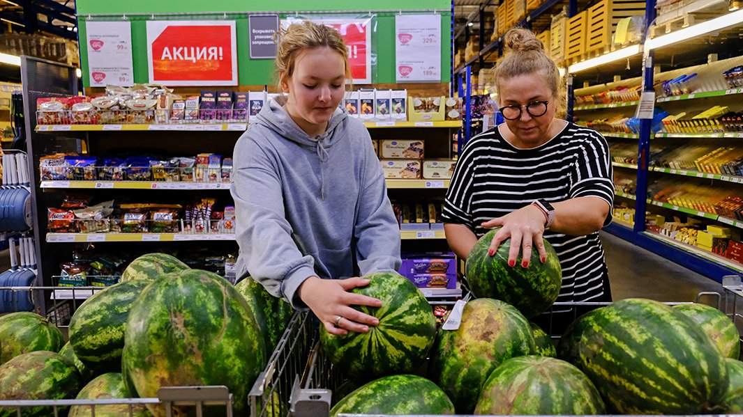 Отравление арбузом: симптомы и быстрое лечение