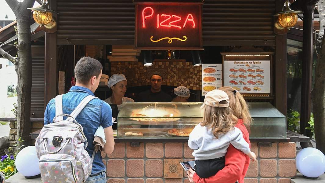 уличная пиццерия 
