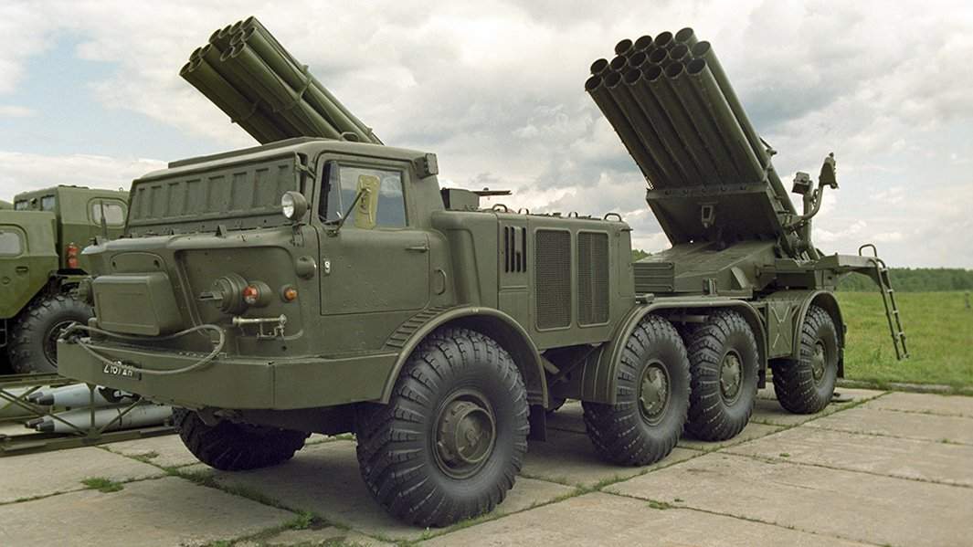 Реактивная система залпового огня «Смерч»