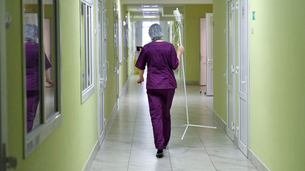 больница коридор 