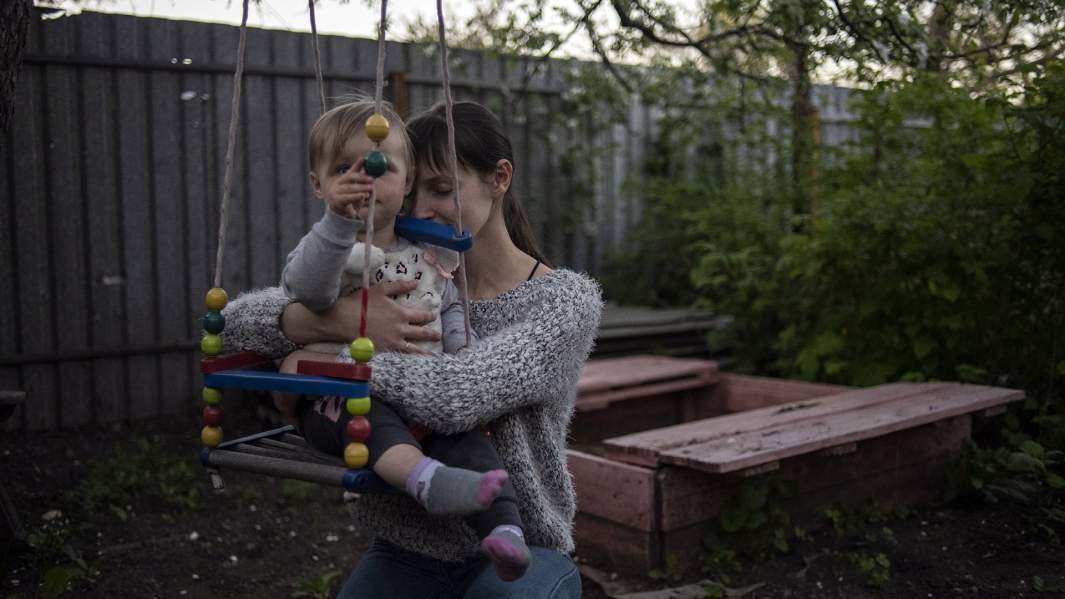 мать с ребенком