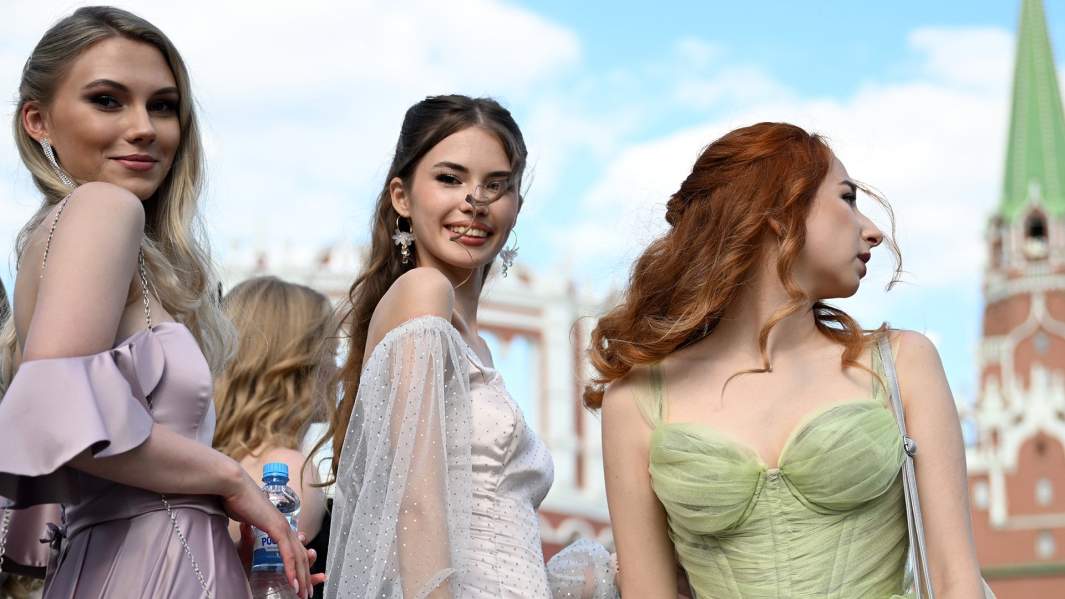 Выпускницы 