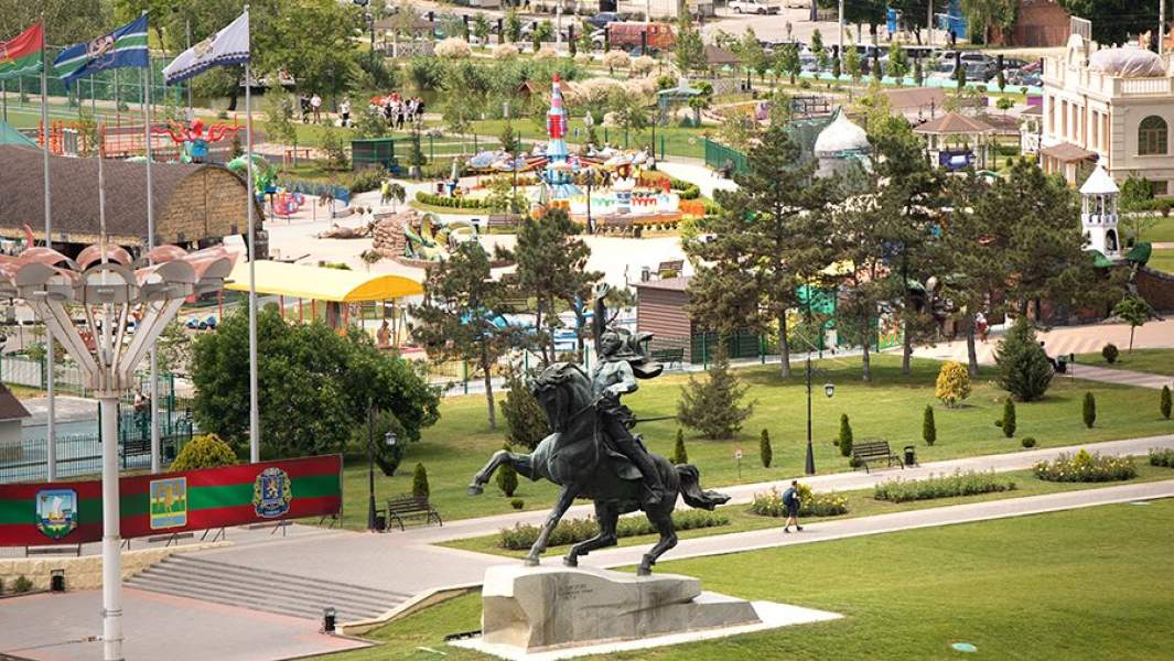 Памятник Суворову в Тирасполе, Приднестровская Молдавская Республика