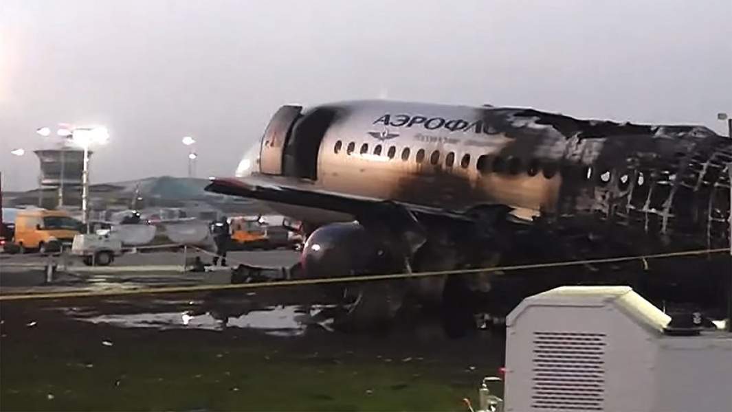 Последствия жесткой посадки в Шереметьево