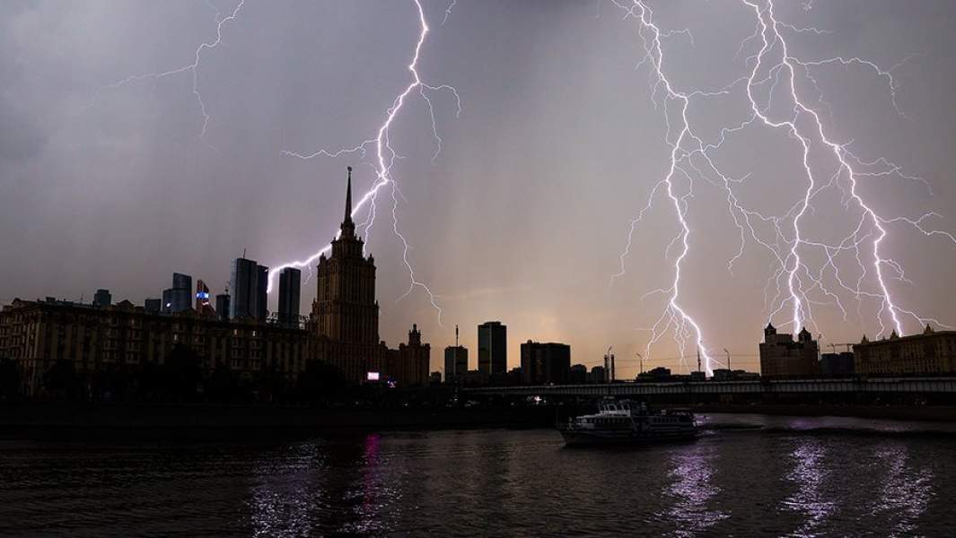 Гроза в Москве