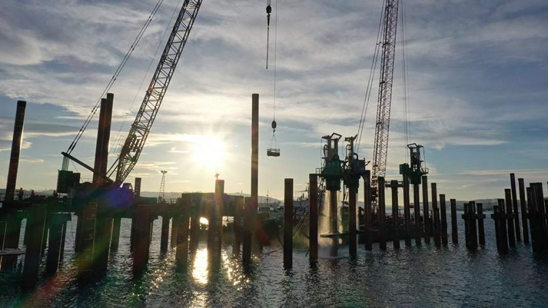 Строительство морского порта