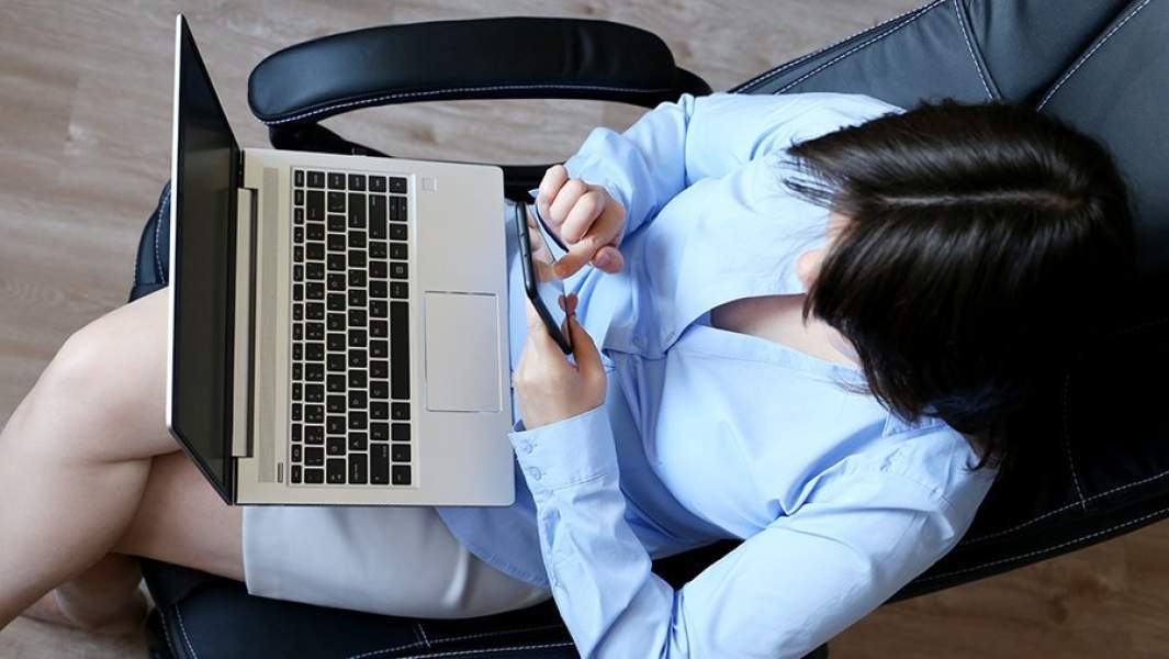 бизнес девушка компьютер