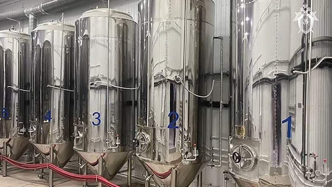 Следственные действия на территории предприятия, производившего спиртной напиток «Сидр» для поставки в магазины «Территория пива» Ульяновской области