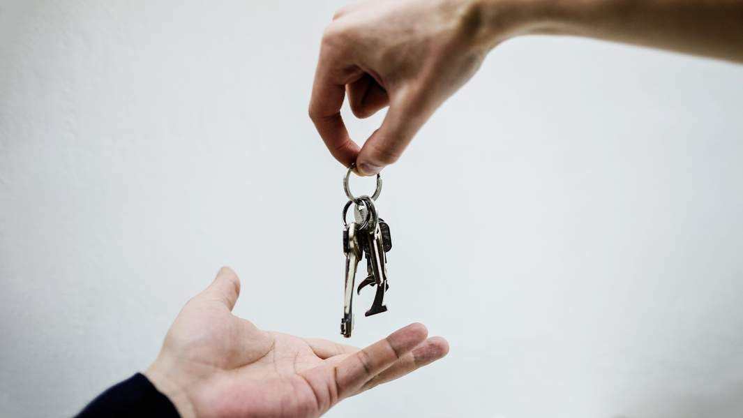 ключи в руках