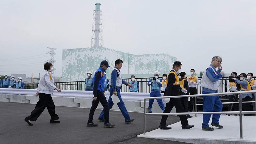 Делегация МАГАТЭ во время своего визита на АЭС «Фукусима»