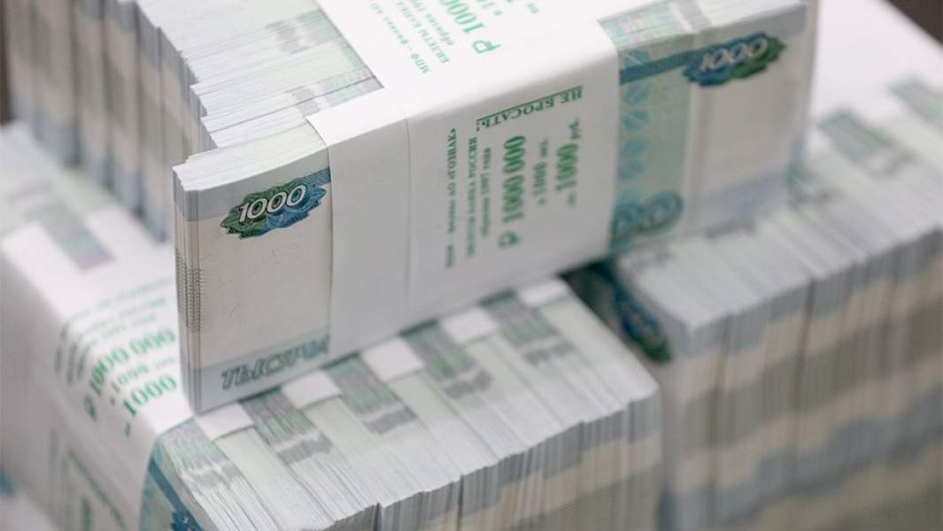 Сокращение внешнего долга означает, что западные правительства запретили своим банкам давать российским компаниям деньги в долг