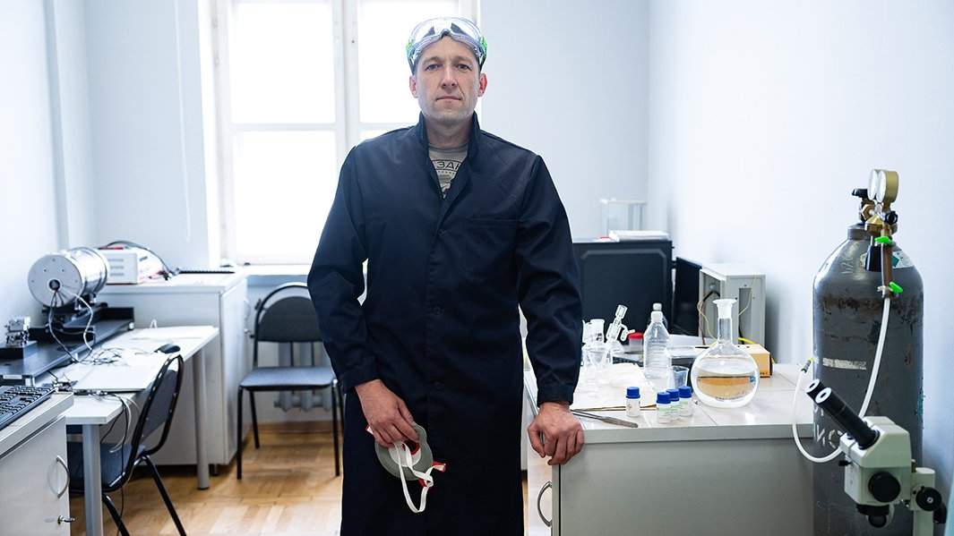 Доцент кафедры металлургии стали, новых производственных технологий и защиты металлов НИТУ МИСИС Василий Баутин