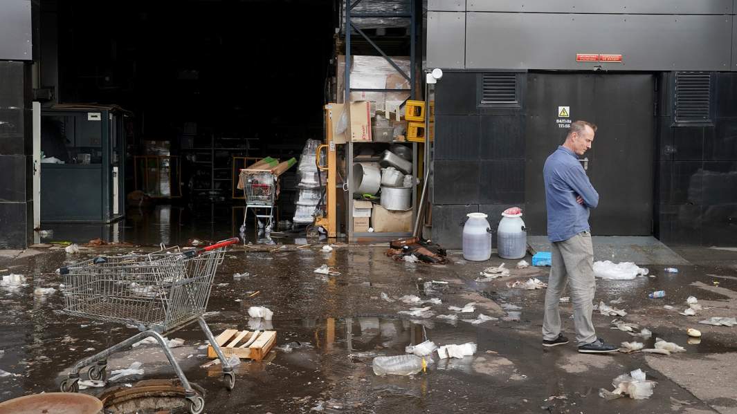 времена года труба прорыв пострадавшие