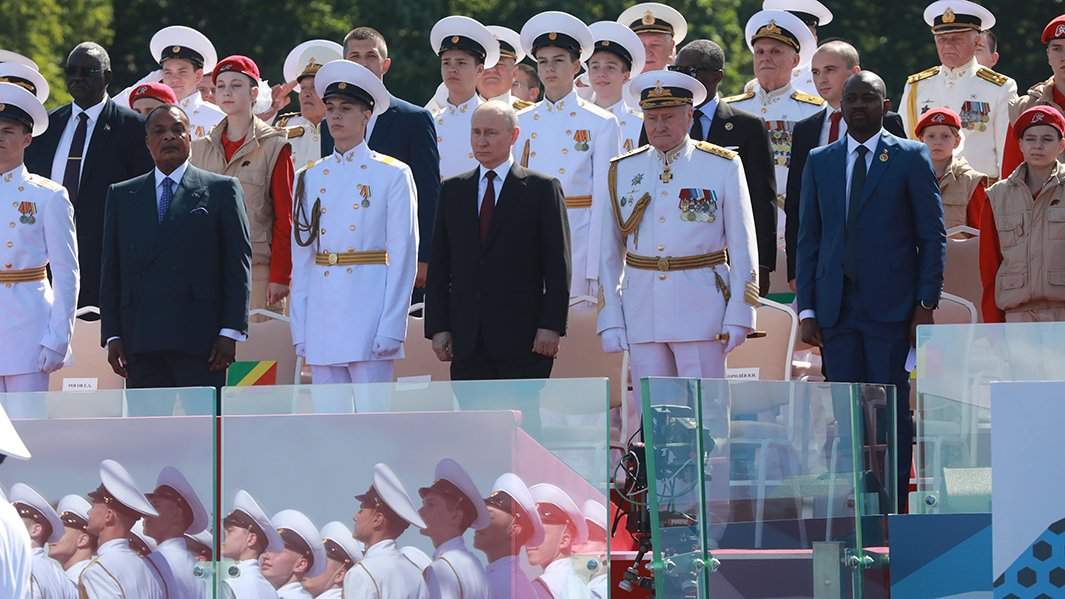 военно-морской парад 