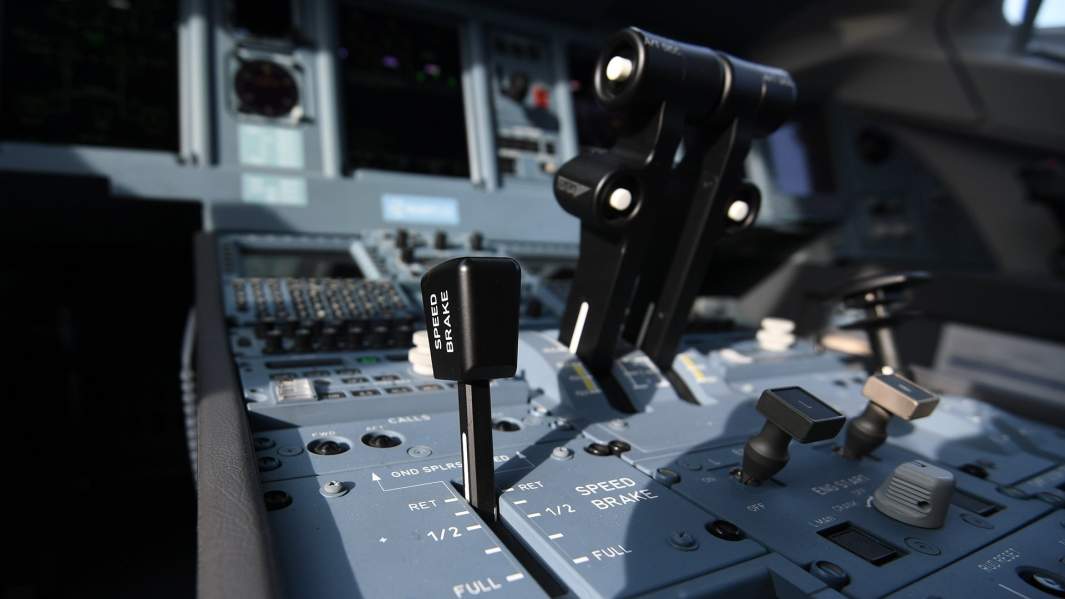 кабина самолета