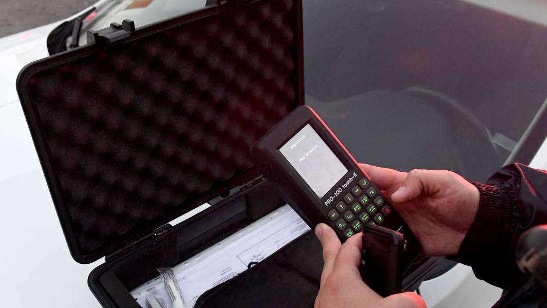 алкотестер