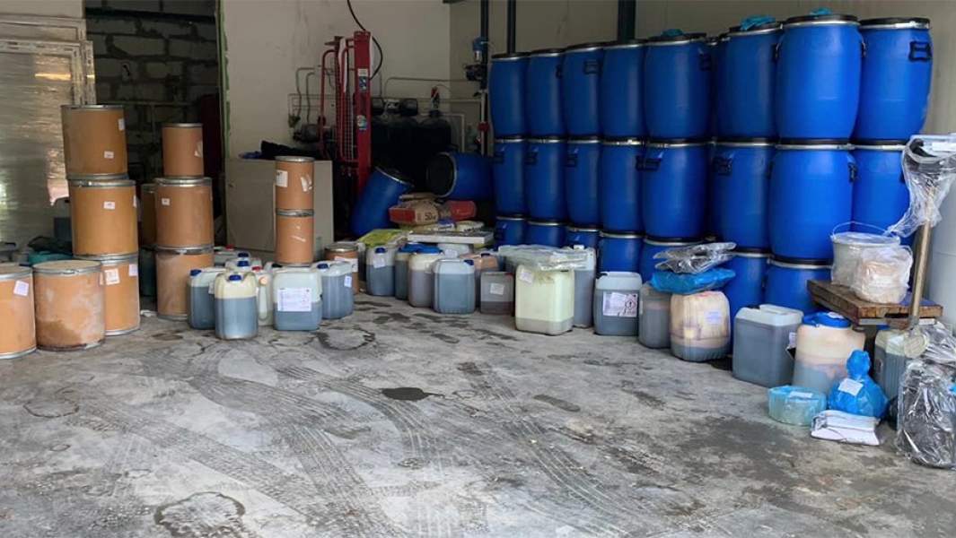 Нарколаборатория, оборудованная в частном доме и производившая синтетические наркотики