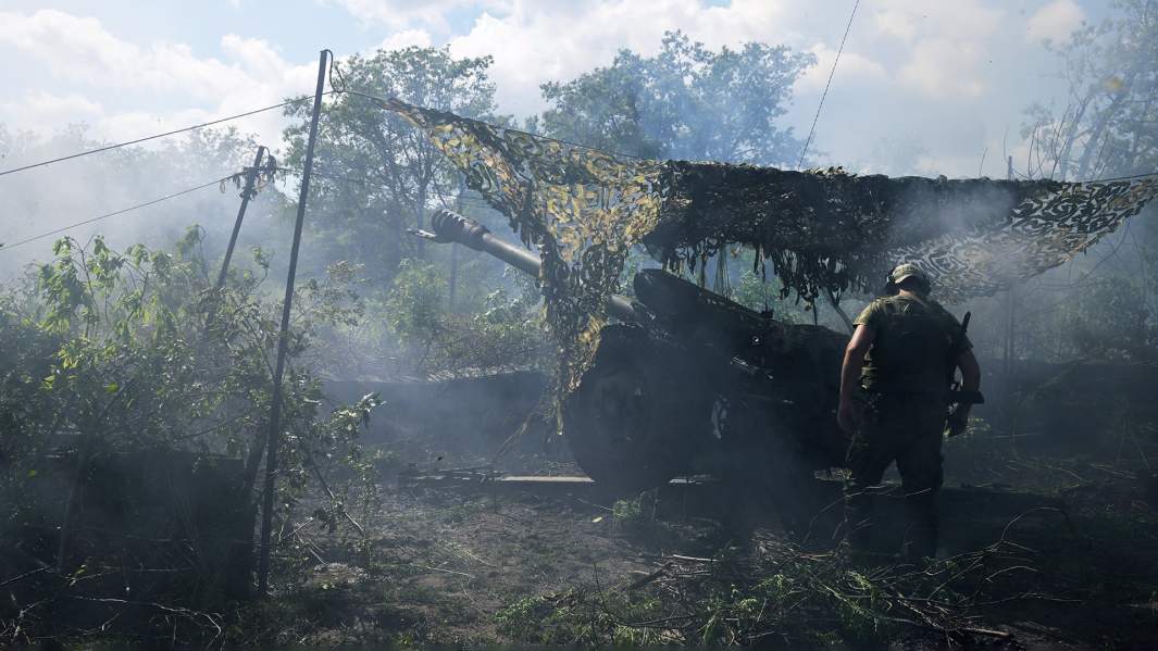 Работа гаубицы Д-30 ВС РФ