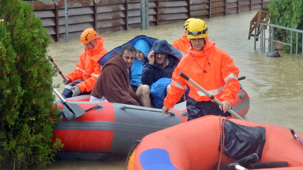 спасатели наводнение