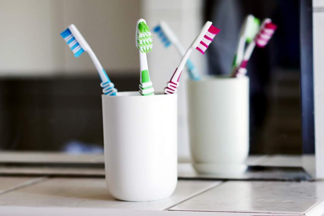 зубная щетка